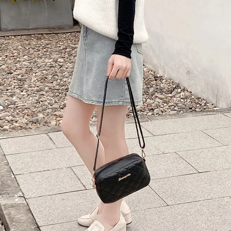 Black Embroidered PU Leather Luxury Handbag - Image 6